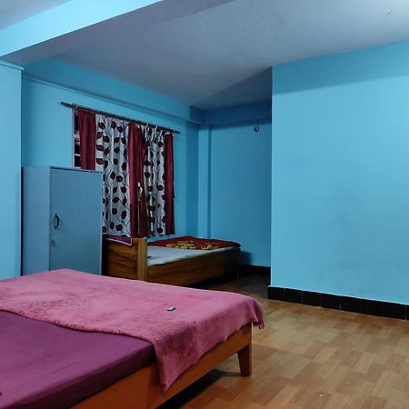 Wind Home Darjeeling- Budget Hotel Near Mall Дарджилинг Екстериор снимка