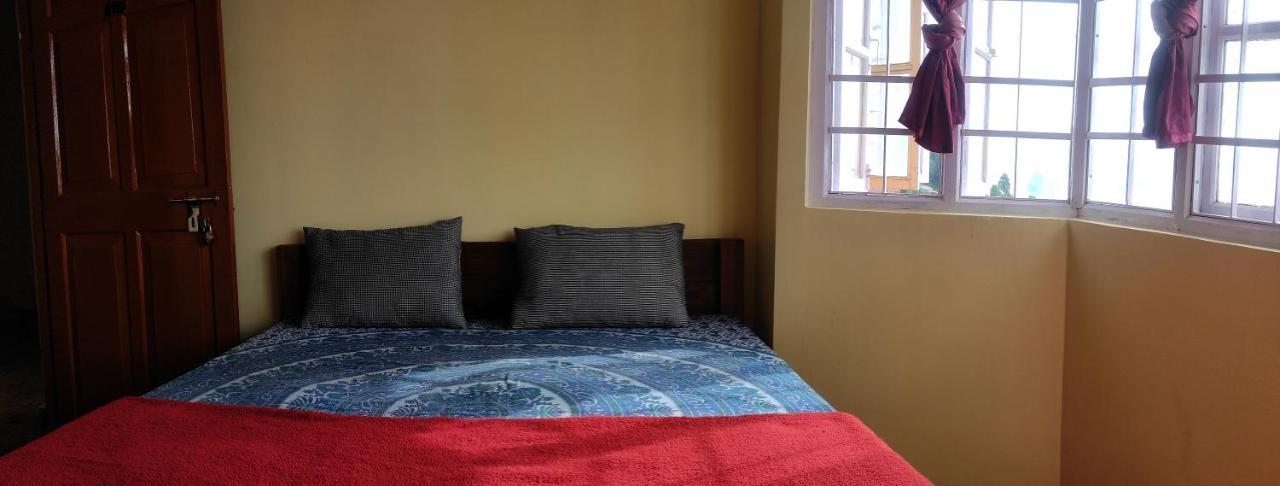 Wind Home Darjeeling- Budget Hotel Near Mall Дарджилинг Екстериор снимка